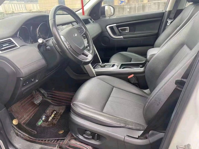 北京18年路虎发现神行5