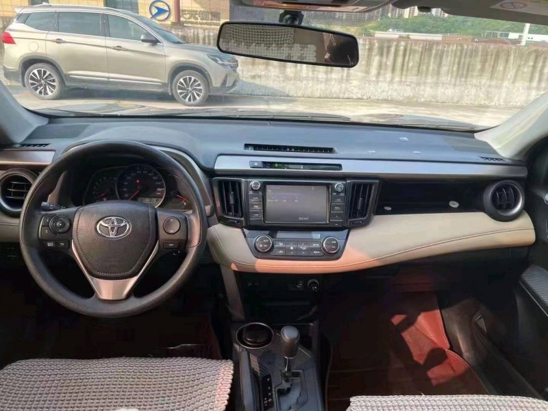 北京16年丰田RAV46