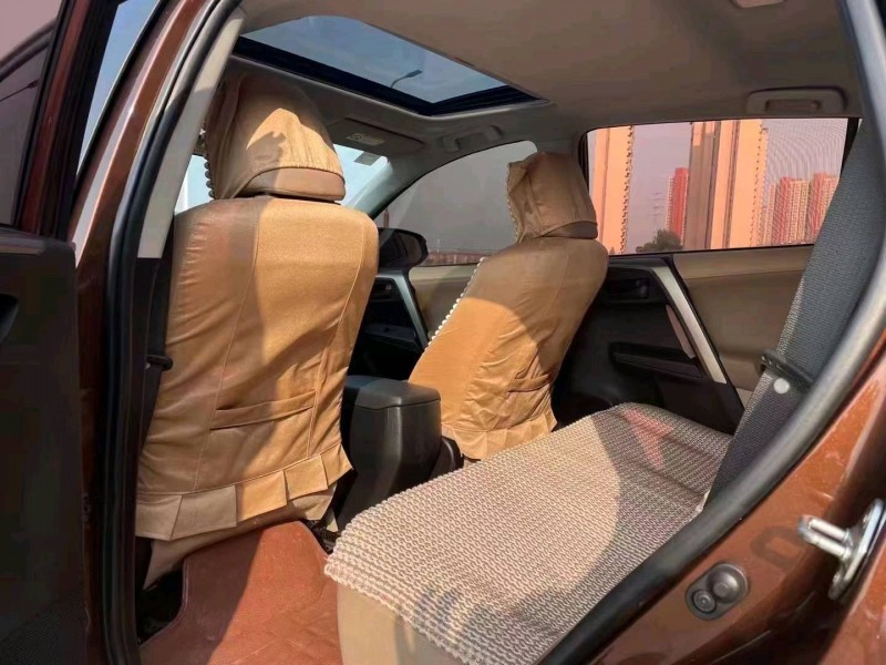 北京16年丰田RAV48