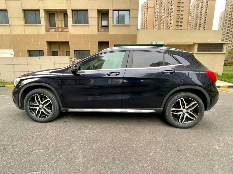 徐州15年奔驰GLA8