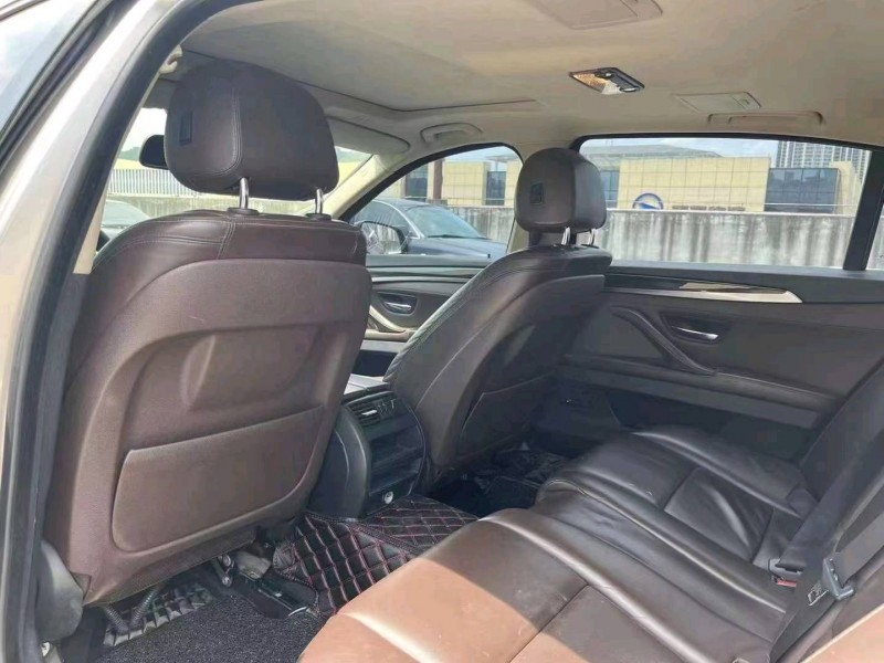 北京14年宝马5系8