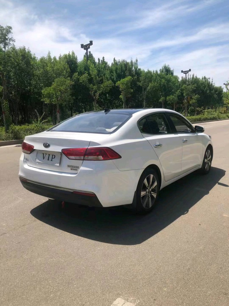东营16年起亚K44