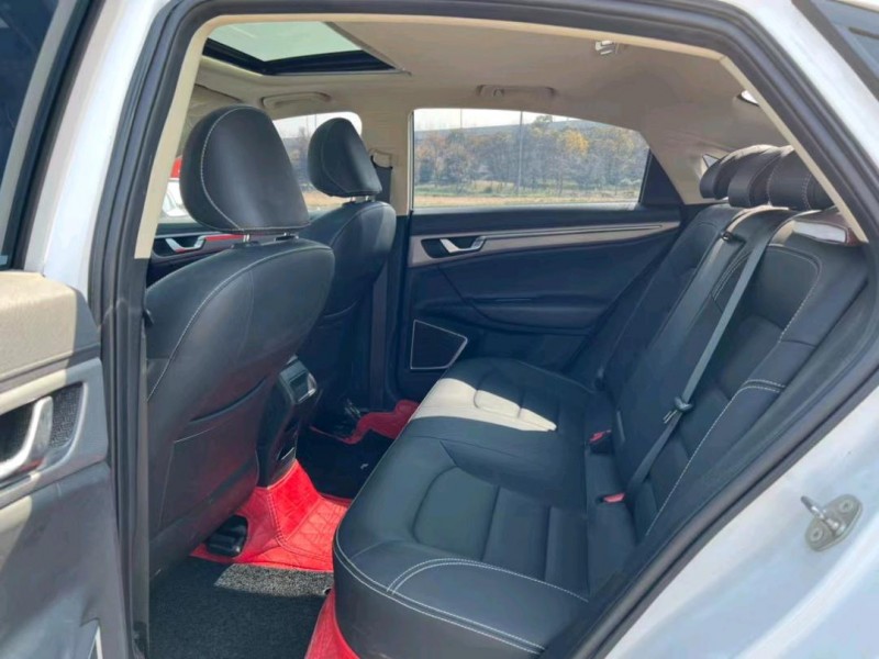 盐城18年吉利帝豪5