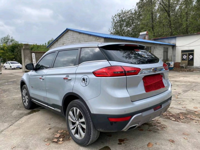 徐州17年吉利博越4