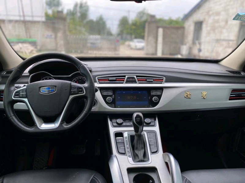 徐州17年吉利博越7