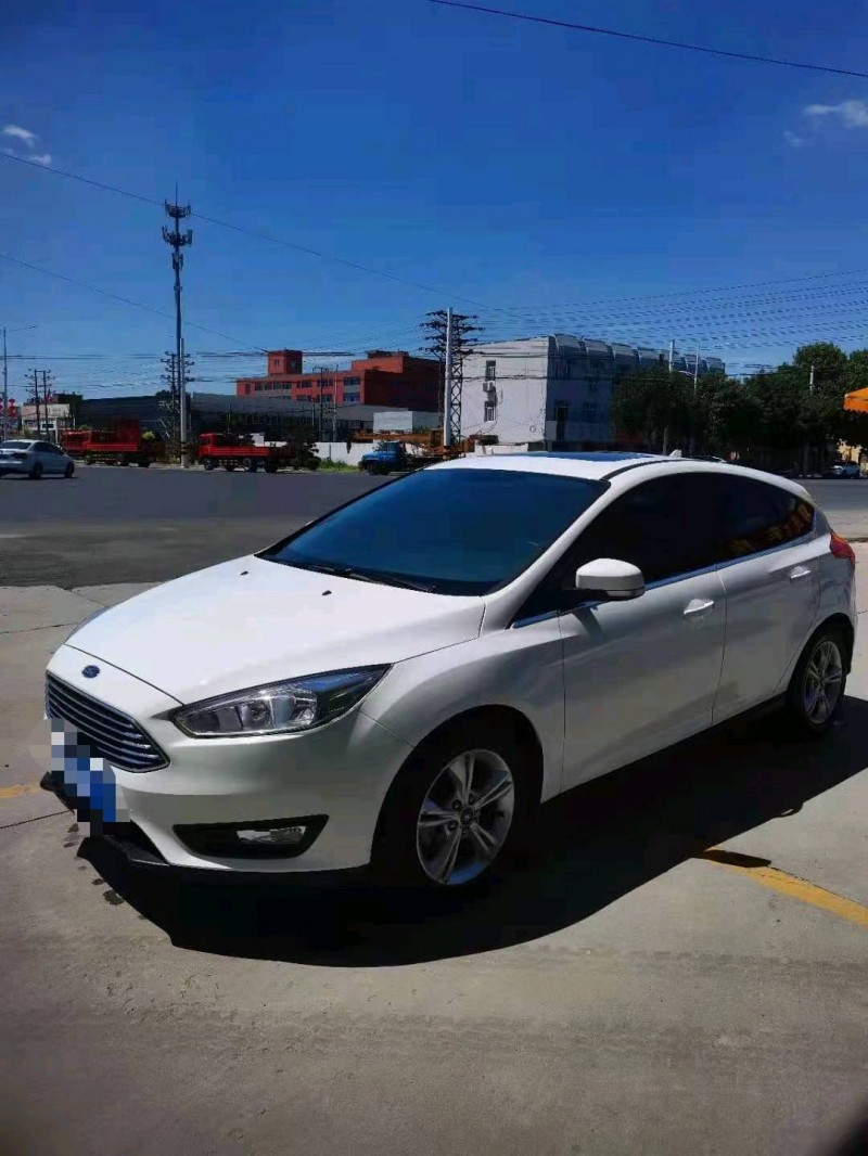 保定20年福特福克斯3