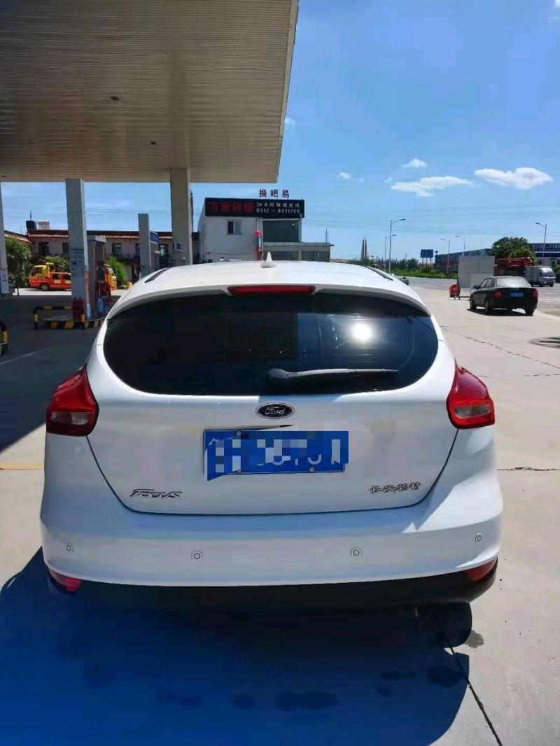 保定20年福特福克斯9