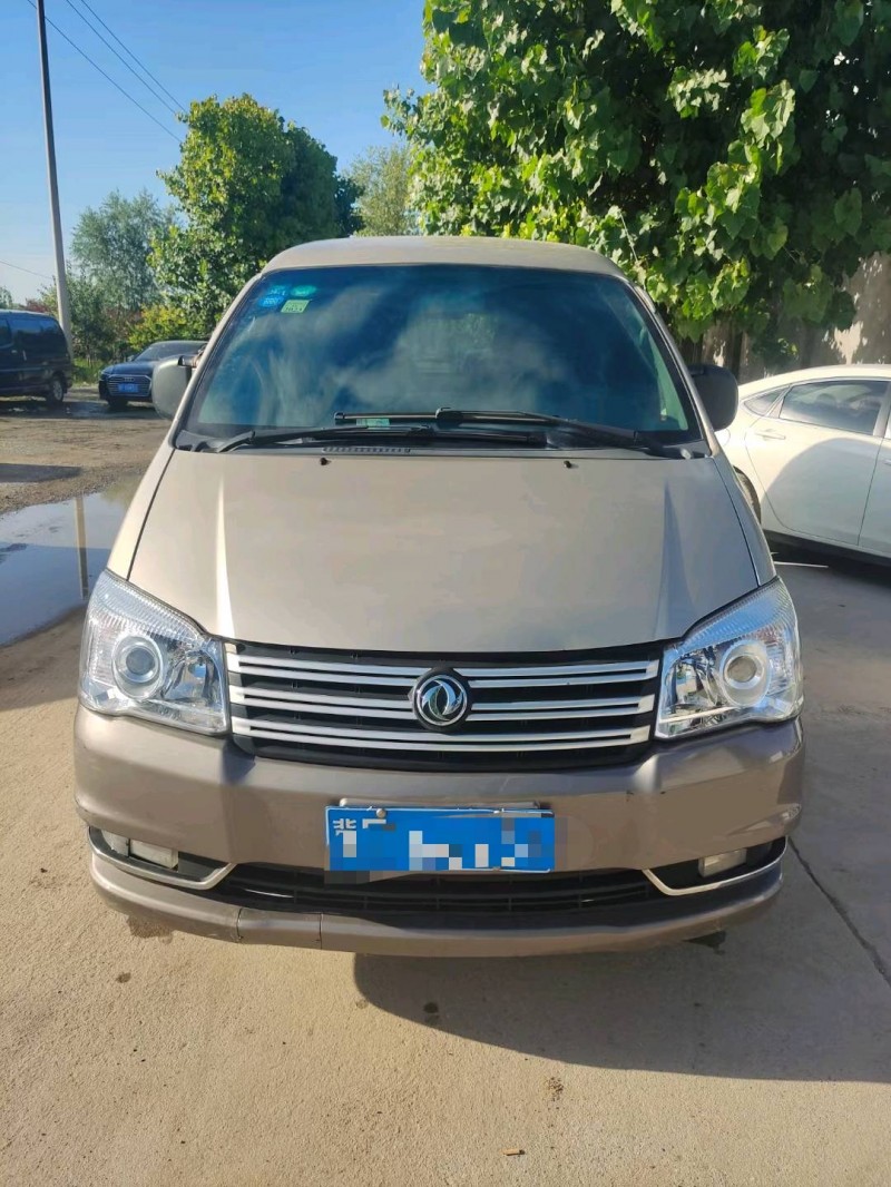 保定17年东风菱智1