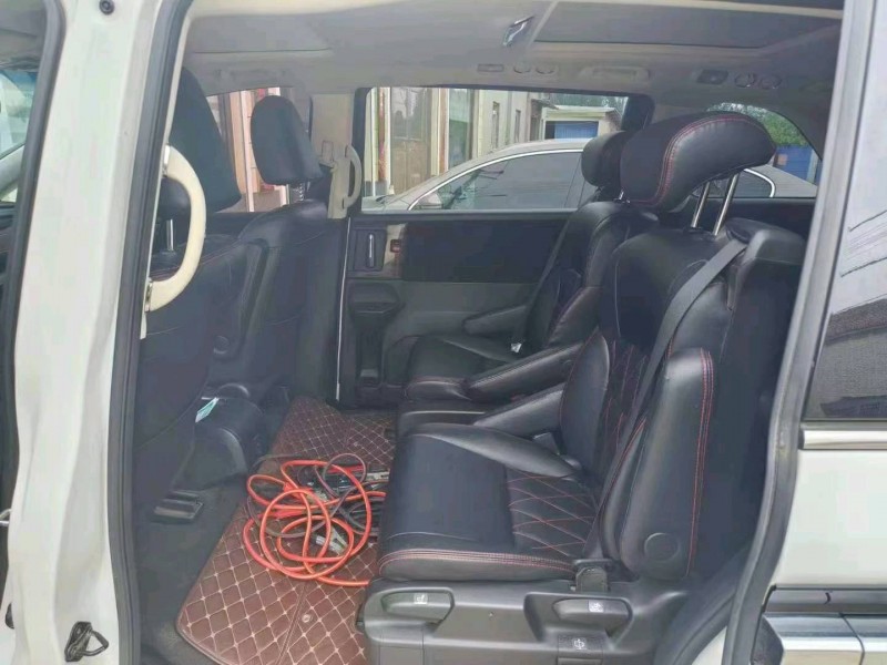 邢台17年本田艾力绅7