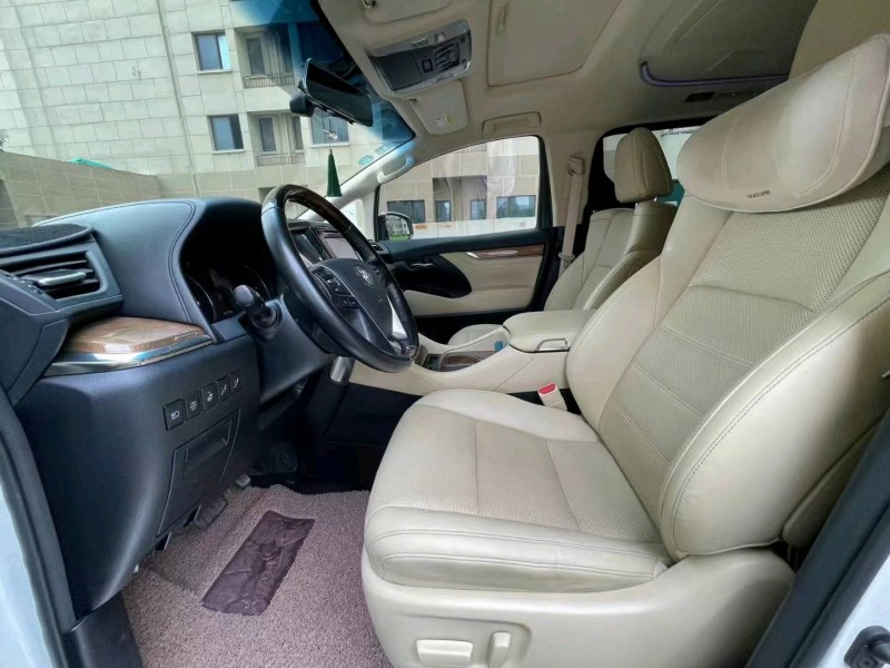 徐州18年丰田埃尔法6