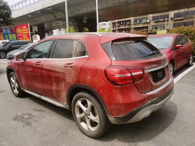 北京18年奔驰GLA6