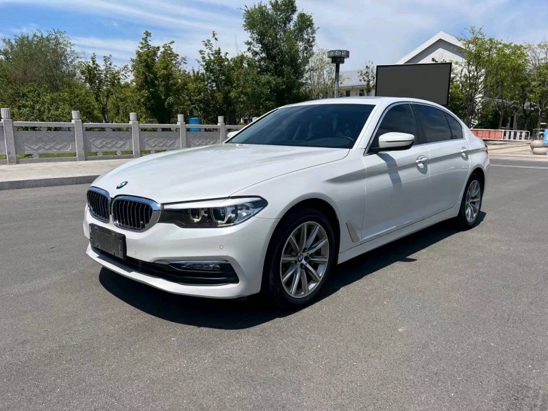 徐州18年宝马5系3