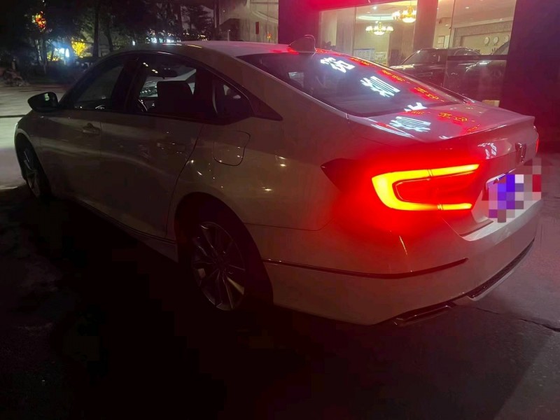 广州21年本田雅阁8