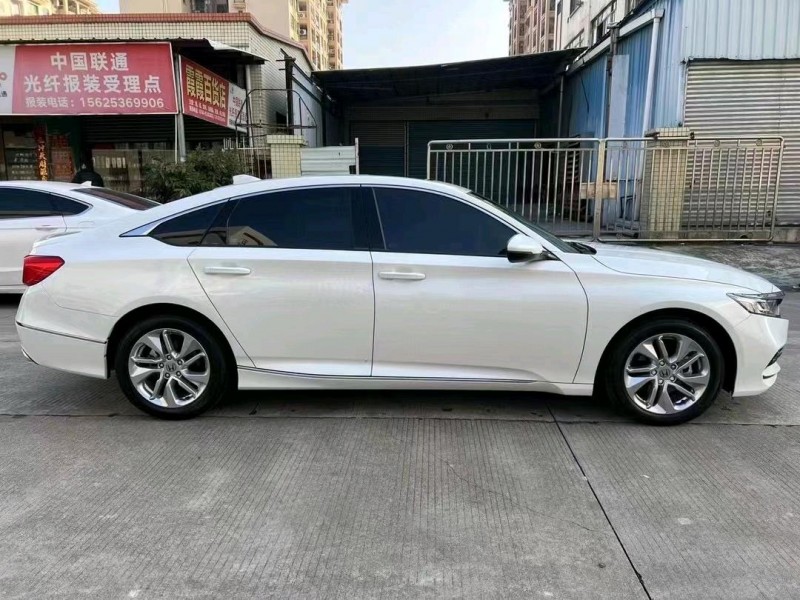 中山21年本田雅阁2