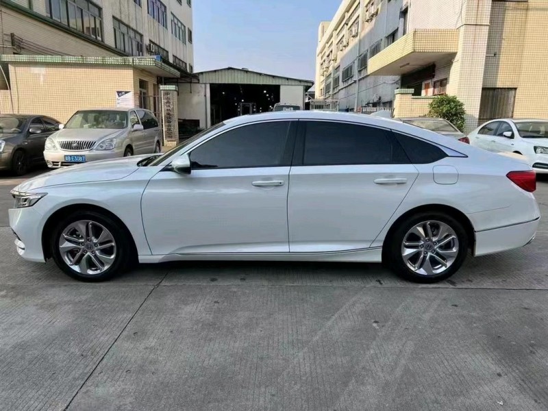 中山21年本田雅阁3