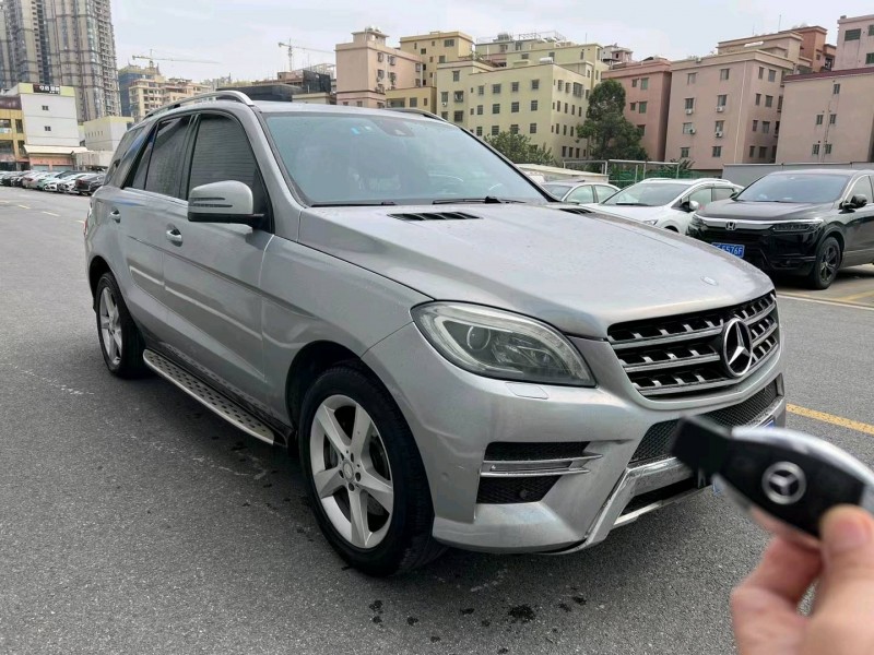 广州13年奔驰ML2