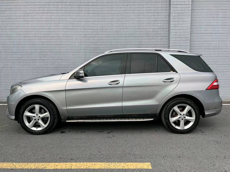 广州13年奔驰ML4