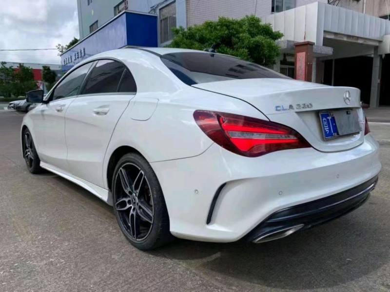 中山18年奔驰CLA4