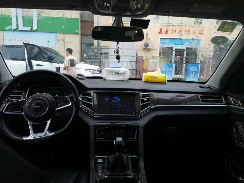 东营17年众泰大迈X78