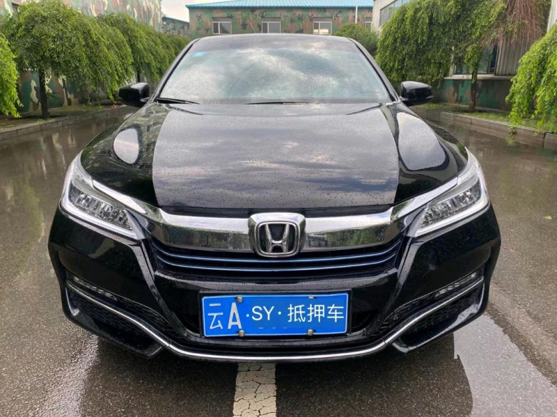 沈阳17年本田雅阁1