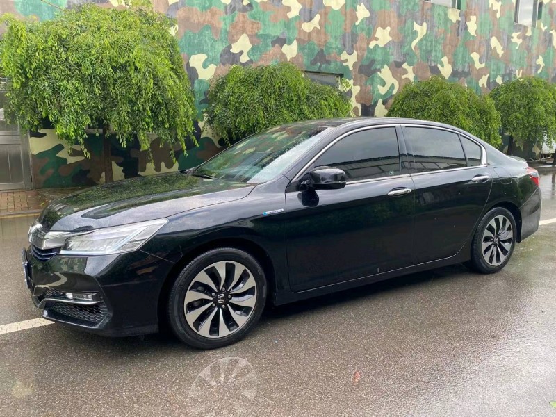 沈阳17年本田雅阁2