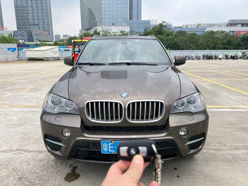 广州14年宝马X51
