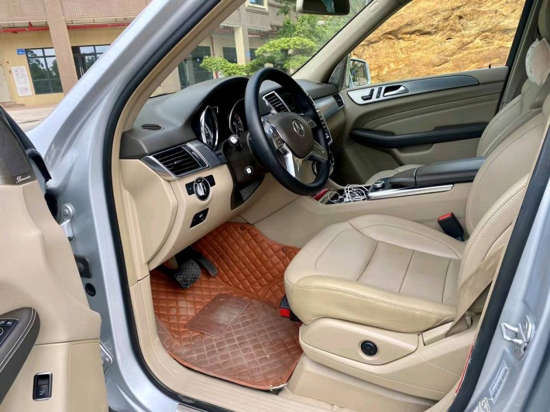 广州13年奔驰ML4