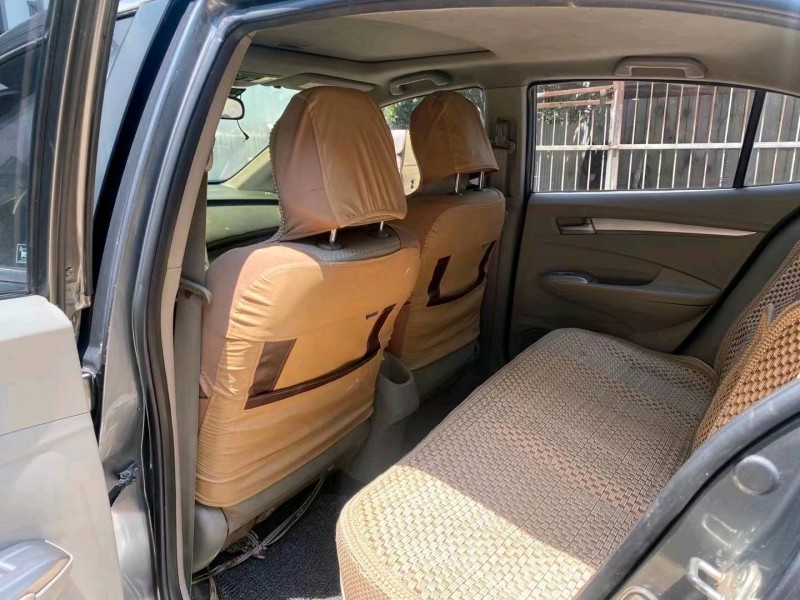 青岛10年本田锋范5