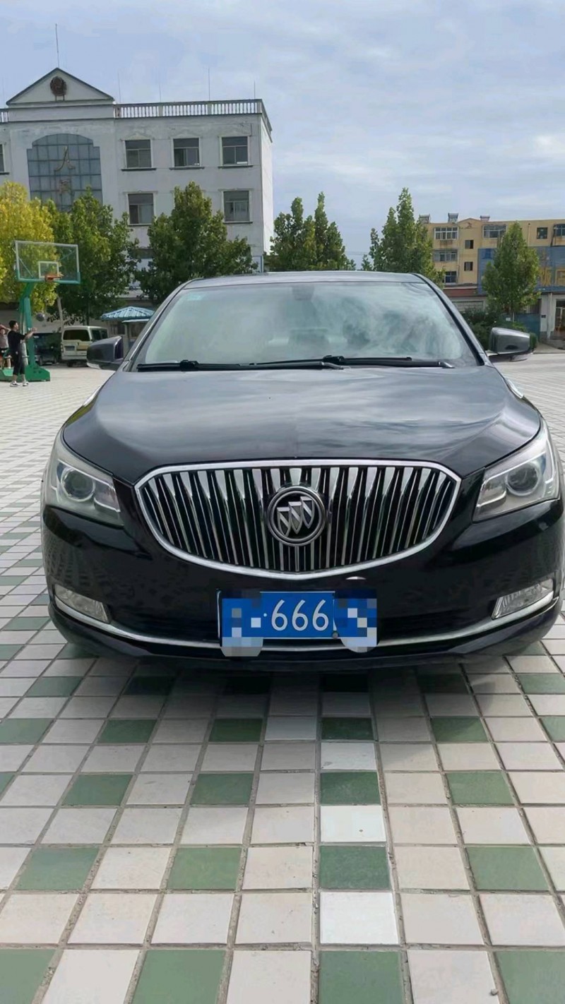 潍坊15年别克君越1