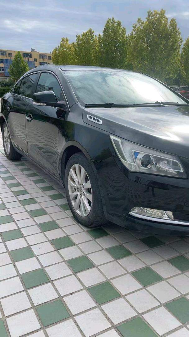 潍坊15年别克君越2