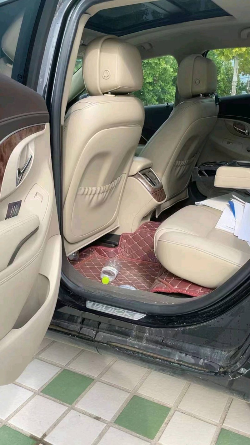 潍坊15年别克君越3