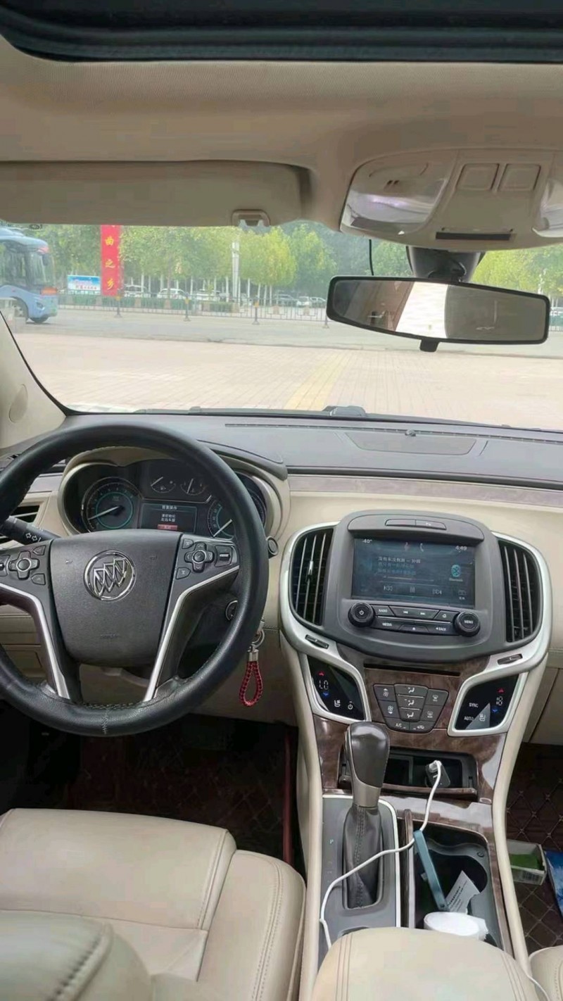 潍坊15年别克君越4