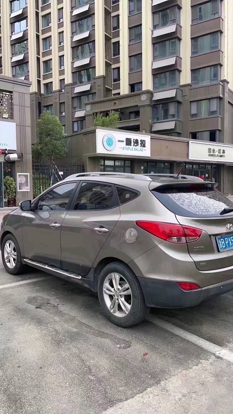 北京11年现代ix358