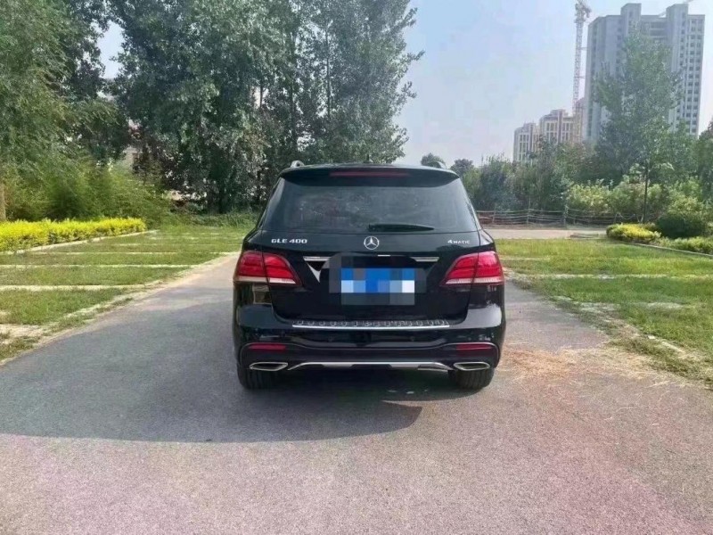 北京16年奔驰GLE3