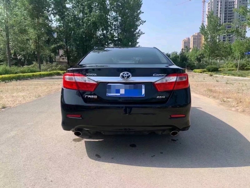 北京14年丰田凯美瑞3