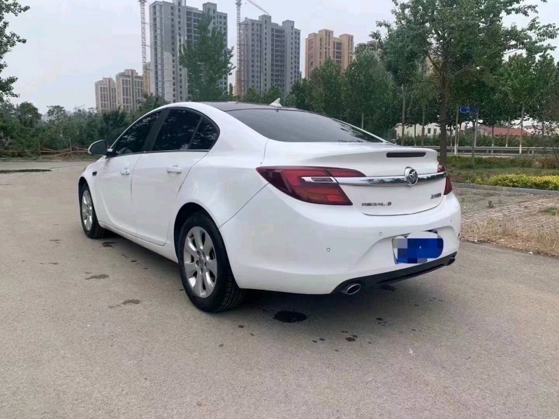 北京16年别克君威1