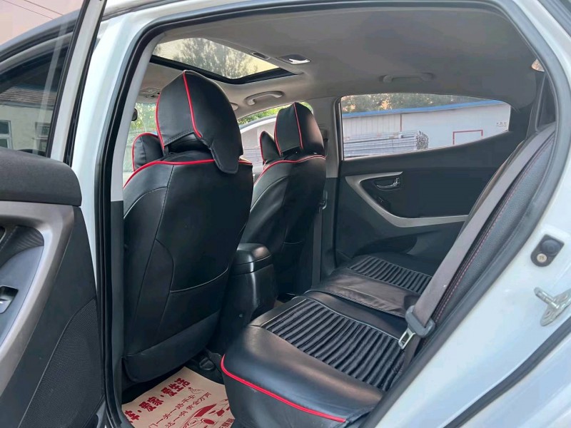 徐州12年现代朗动4