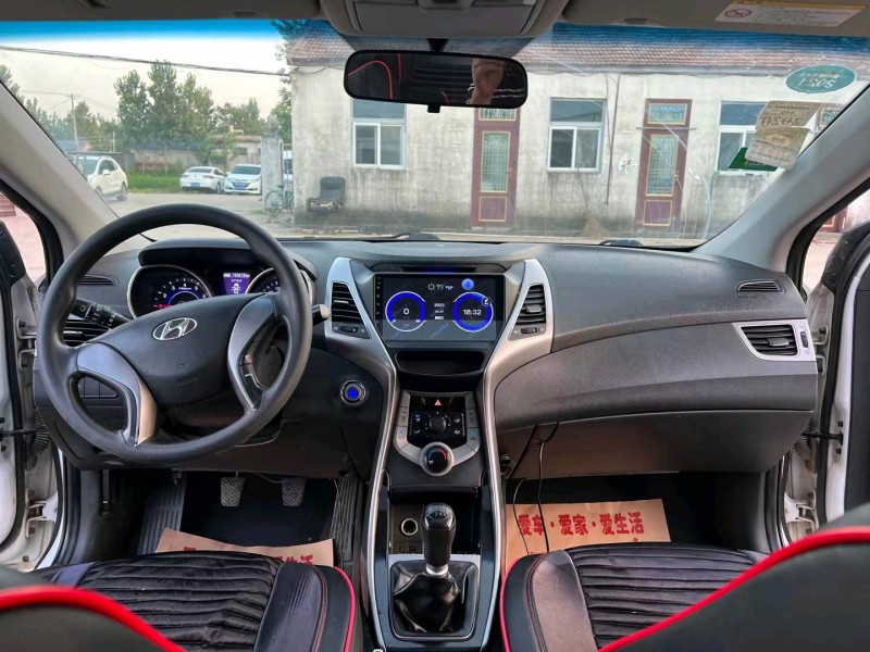 徐州12年现代朗动5