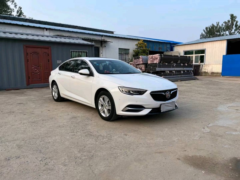 徐州18年别克君威2