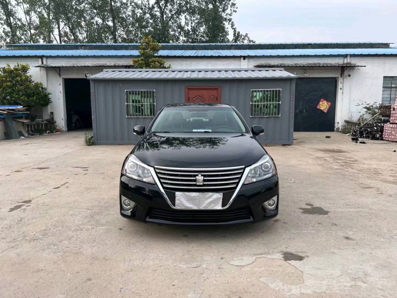 徐州13年丰田皇冠1