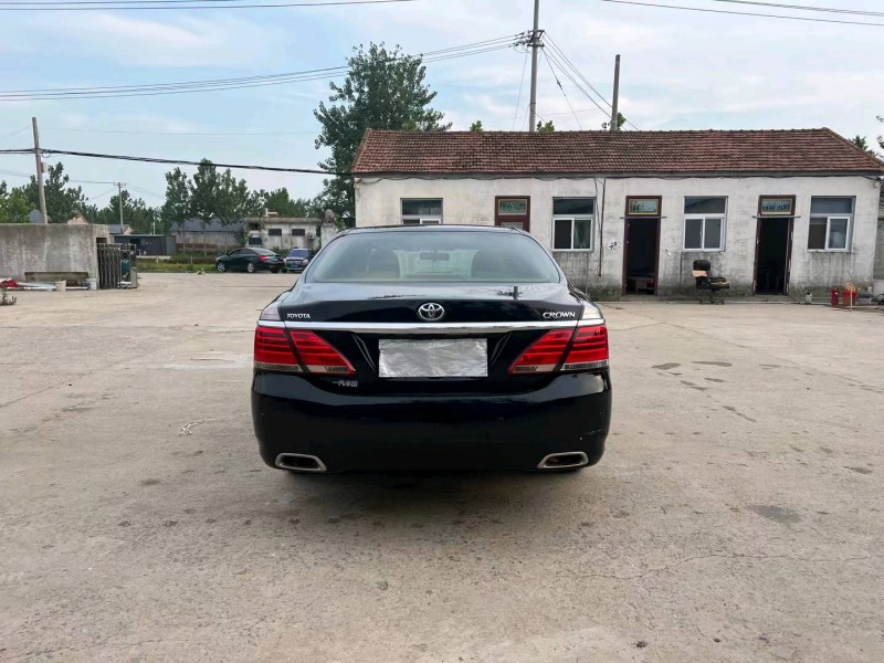 徐州13年丰田皇冠9