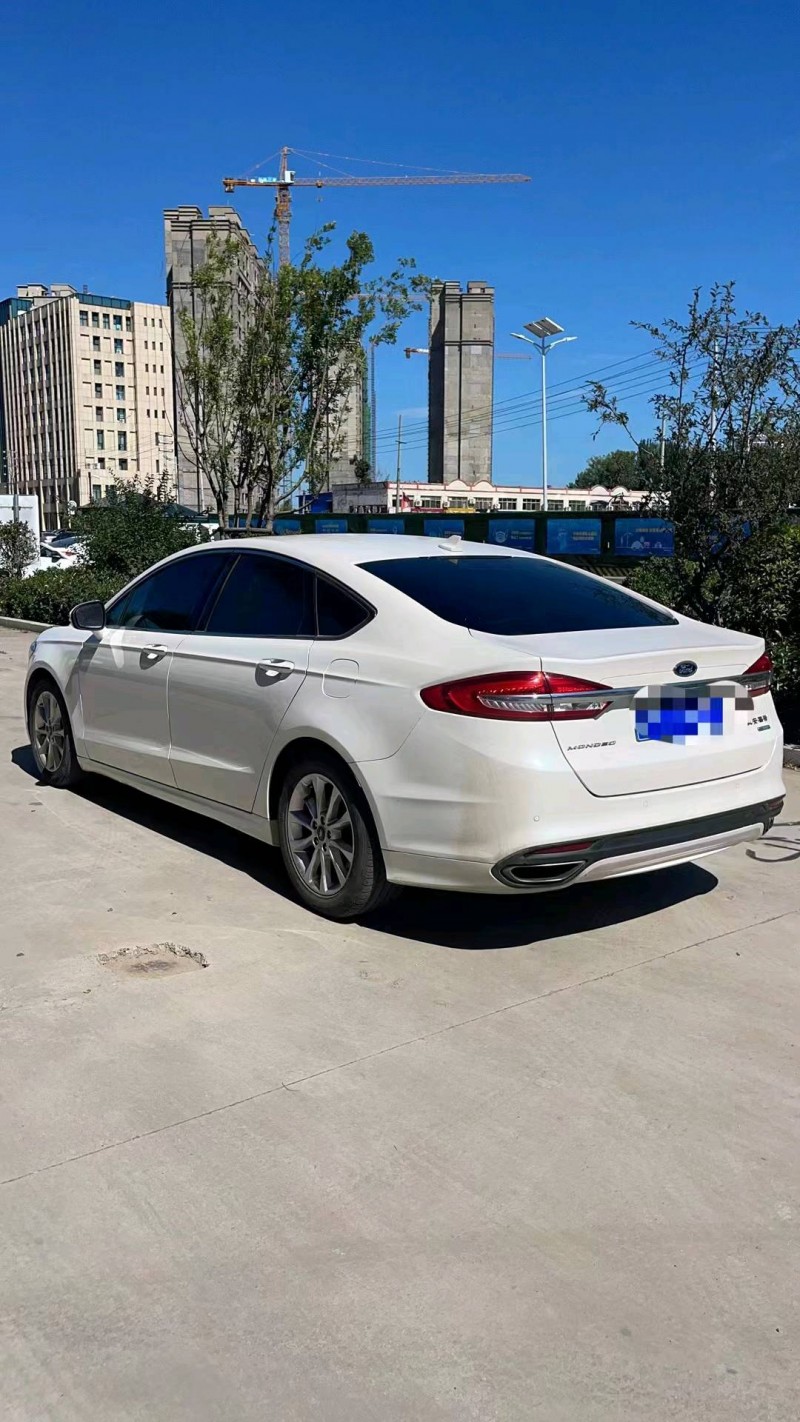 青岛18年福特蒙迪欧2