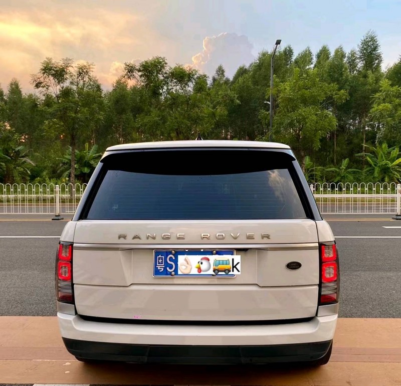 广州18年路虎揽胜行政9