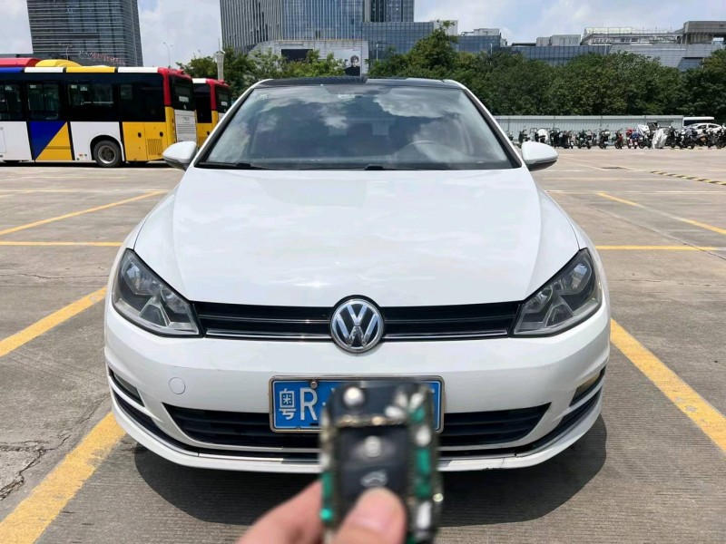广州15年大众高尔夫1