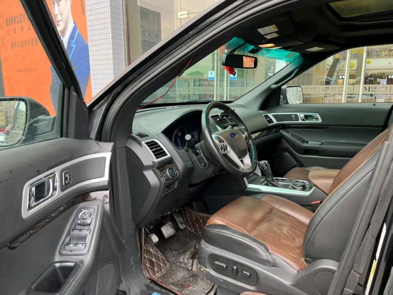 广州14年福特探险者8