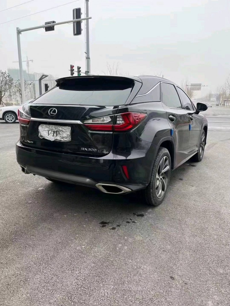 徐州18年雷克萨斯RX7