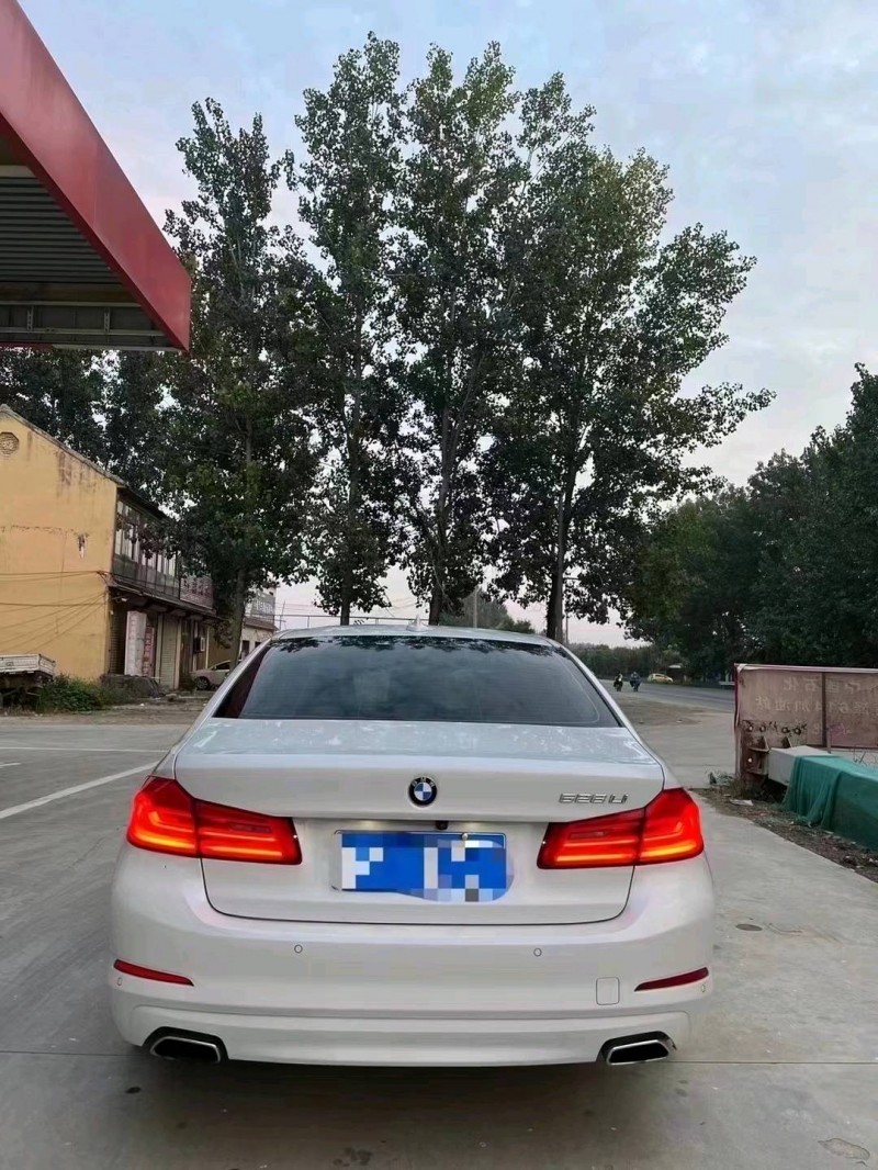 北京18年宝马5系8