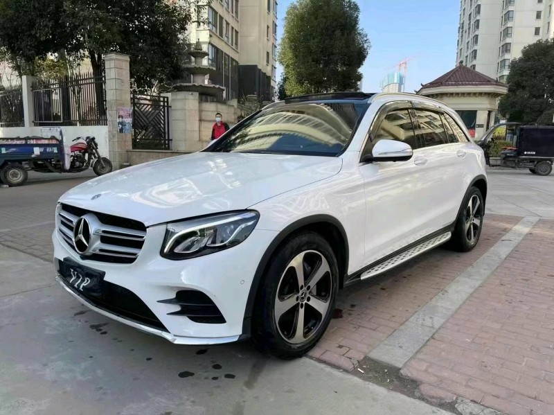 北京19年奔驰GLC3