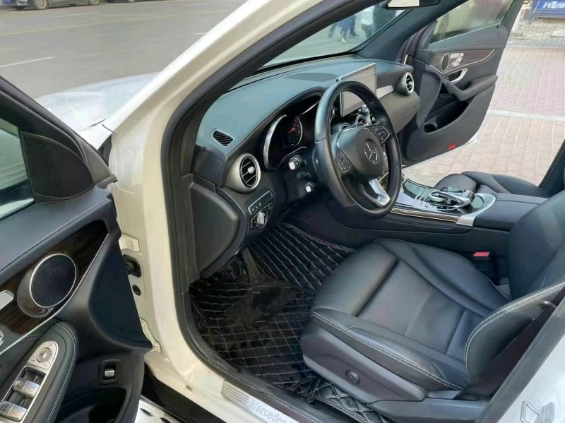 北京19年奔驰GLC7