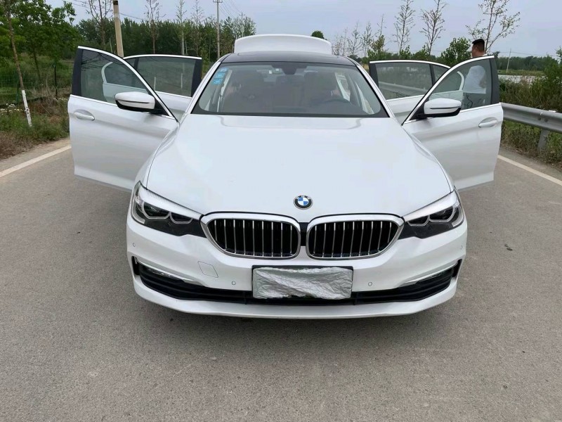 徐州17年宝马5系4